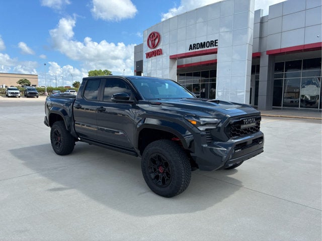 2026 Toyota Tacoma i-FORCE MAX TRD Pro