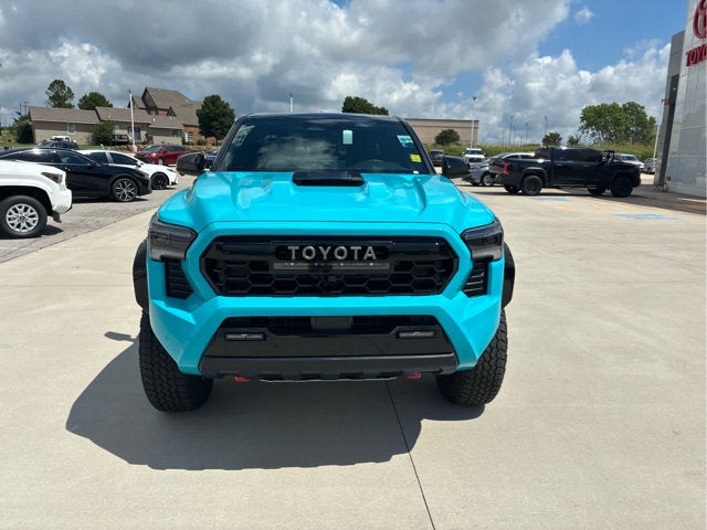 2026 Toyota Tacoma i-FORCE MAX TRD Pro