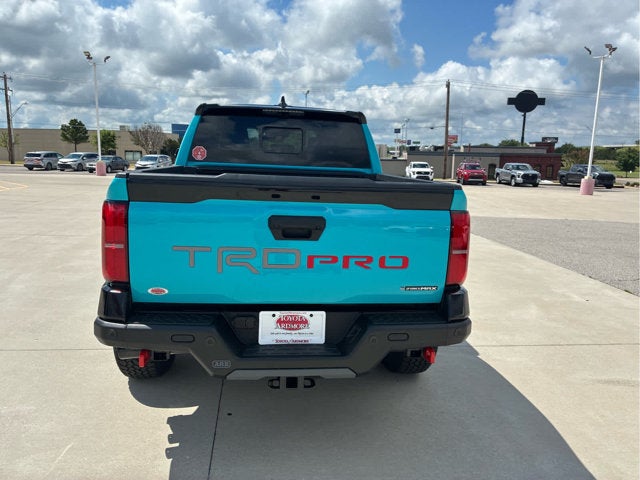 2026 Toyota Tacoma i-FORCE MAX TRD Pro