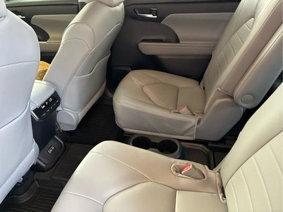 2026 Toyota Highlander Hybrid Hybrid XLE
