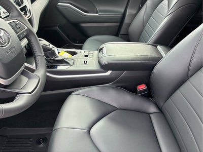 2026 Toyota Highlander Hybrid Hybrid XLE