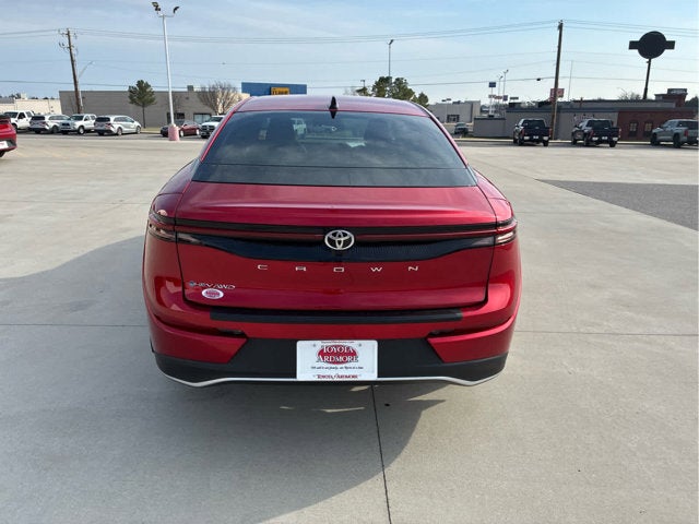 2026 Toyota Toyota Crown XLE