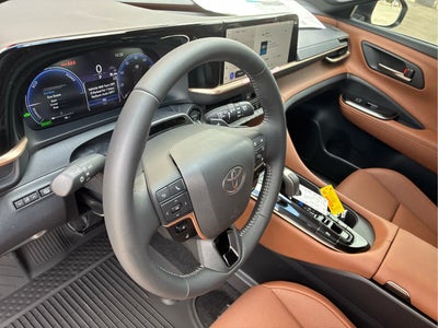 2026 Toyota Toyota Crown Signia Limited