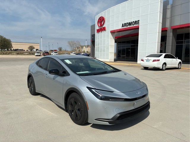 2026 Toyota Prius LE