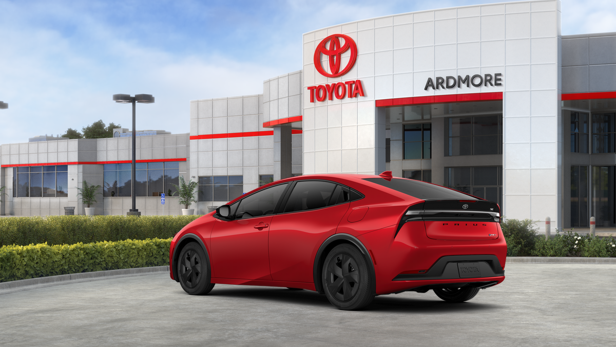 2026 Toyota Prius Plug-in Hybrid SE