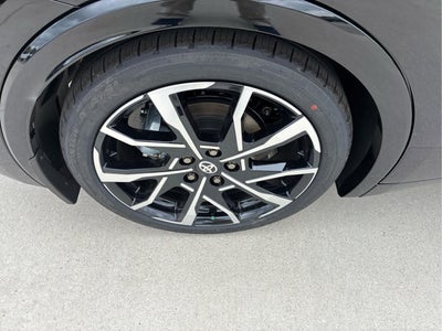 2027 Toyota Prius Plug-in Hybrid XSE Premium
