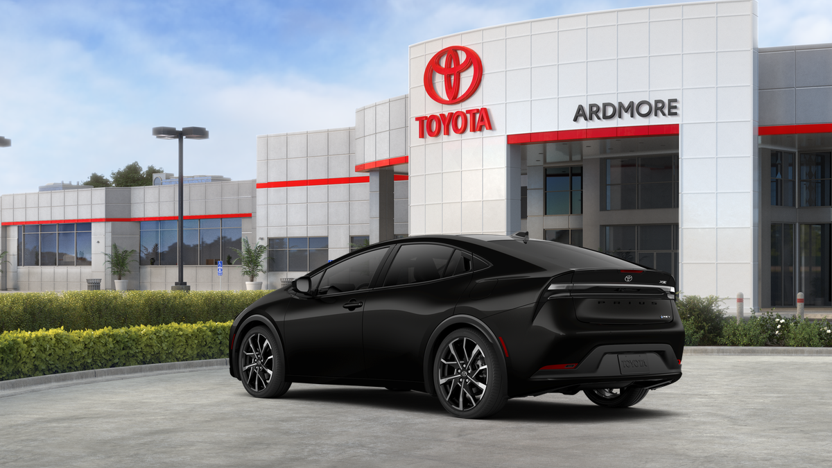 2027 Toyota Prius Plug-in Hybrid XSE Premium