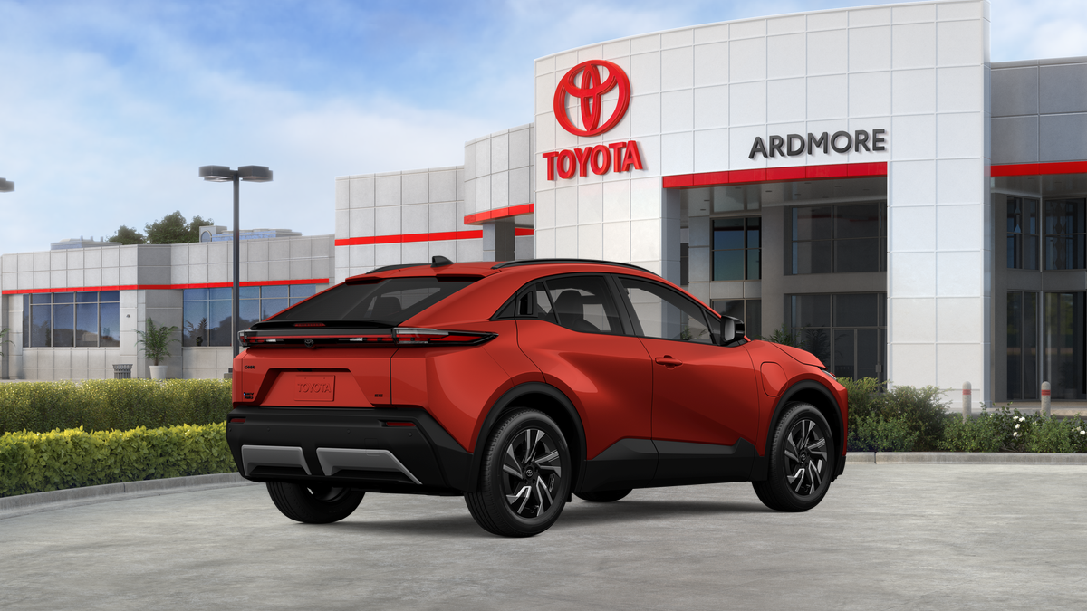 2026 Toyota C-HR SE
