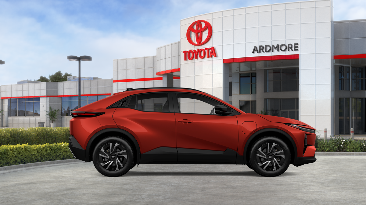 2026 Toyota C-HR SE