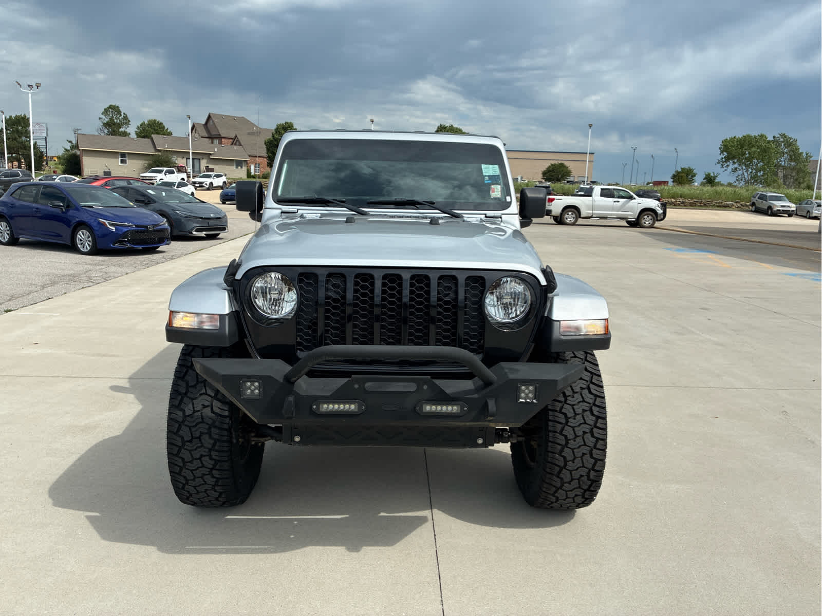 2022 Jeep Gladiator Willys