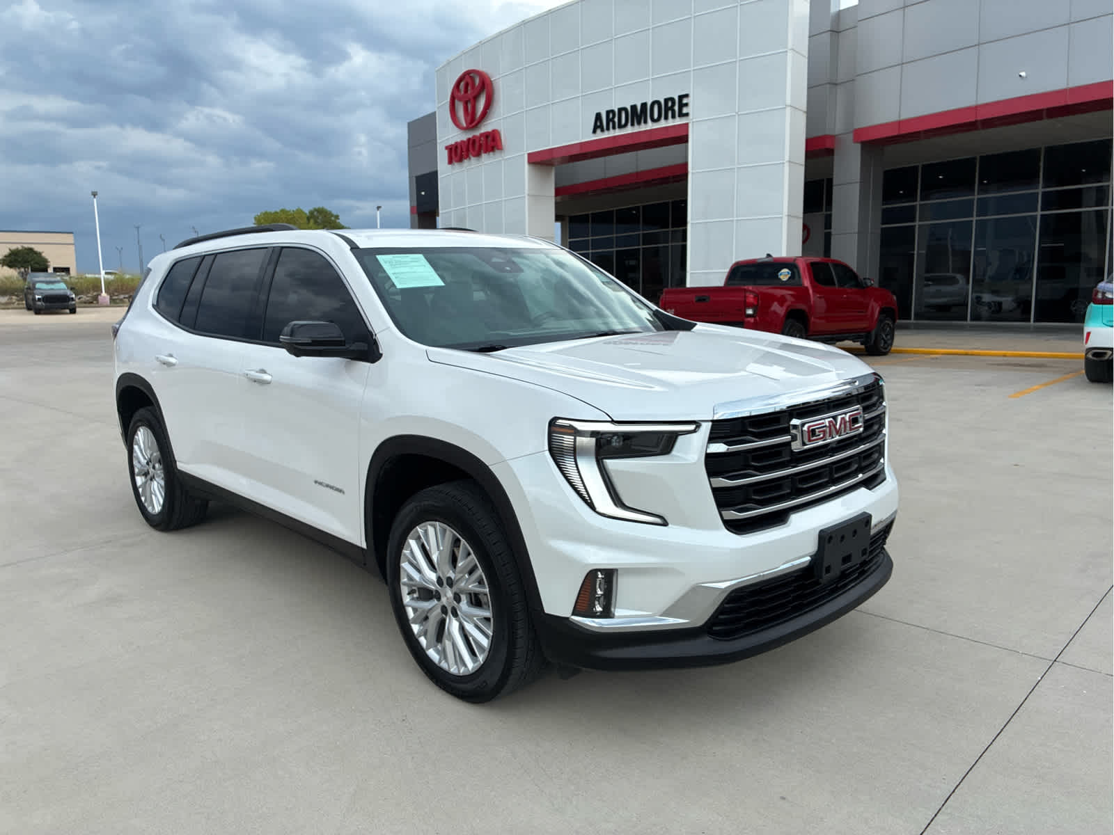 2025 GMC Acadia FWD Elevation