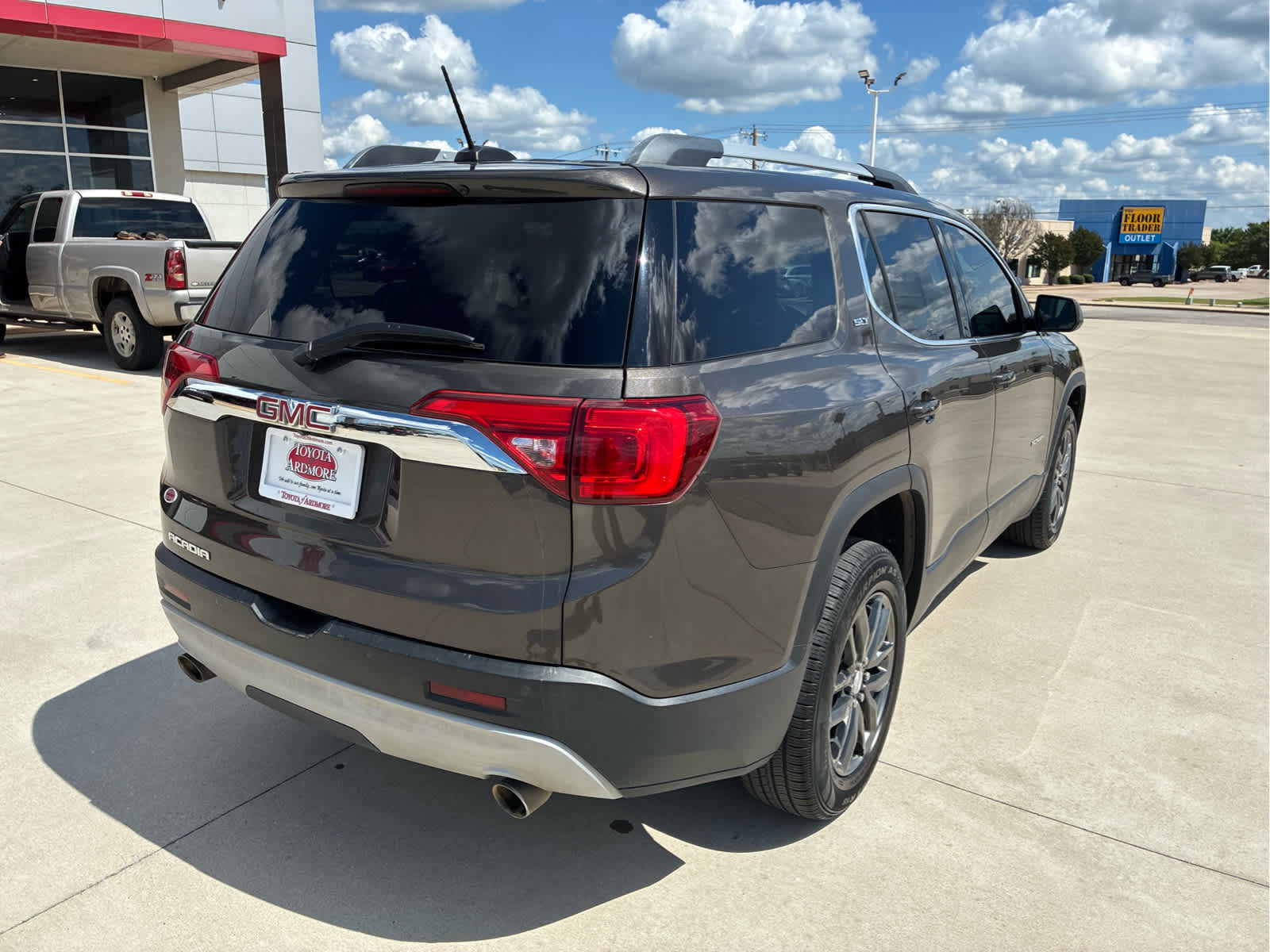 2019 GMC Acadia SLT