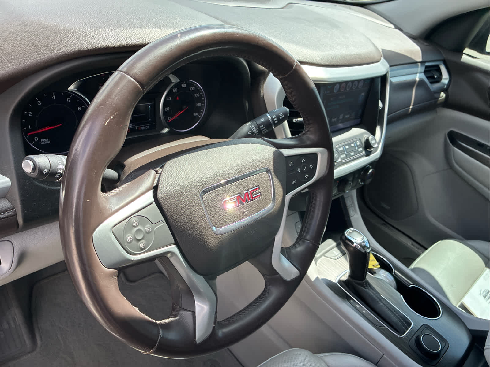 2019 GMC Acadia SLT