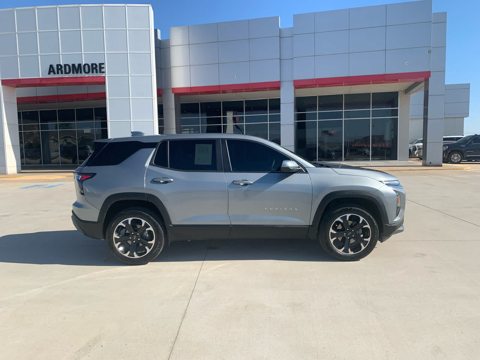 2025 Chevrolet Equinox FWD LT