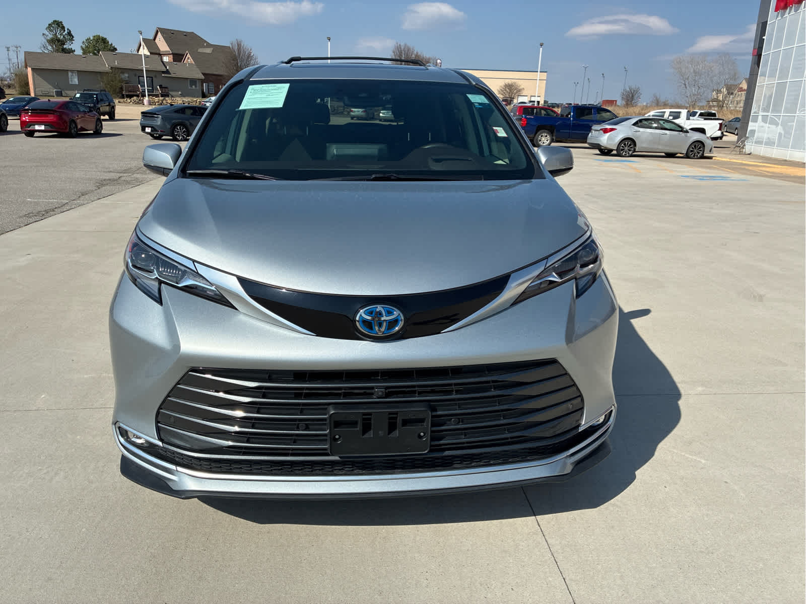 2024 Toyota Sienna Platinum