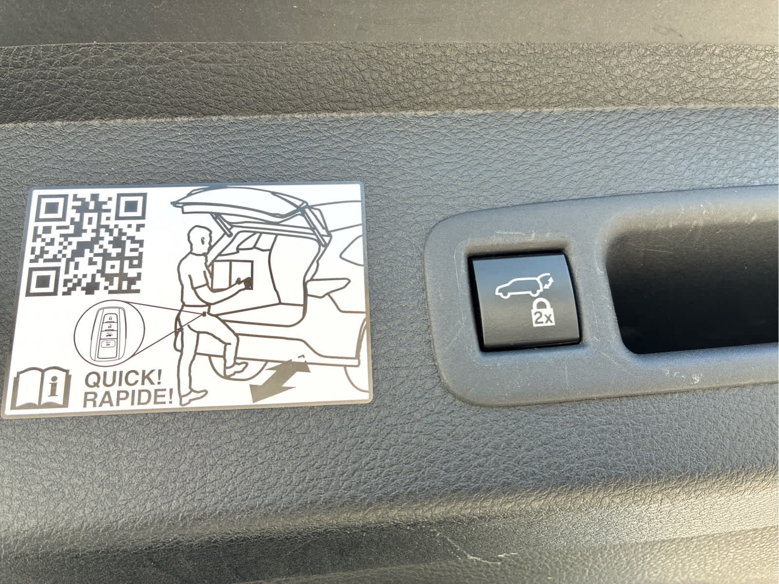 2024 Toyota Sienna Platinum