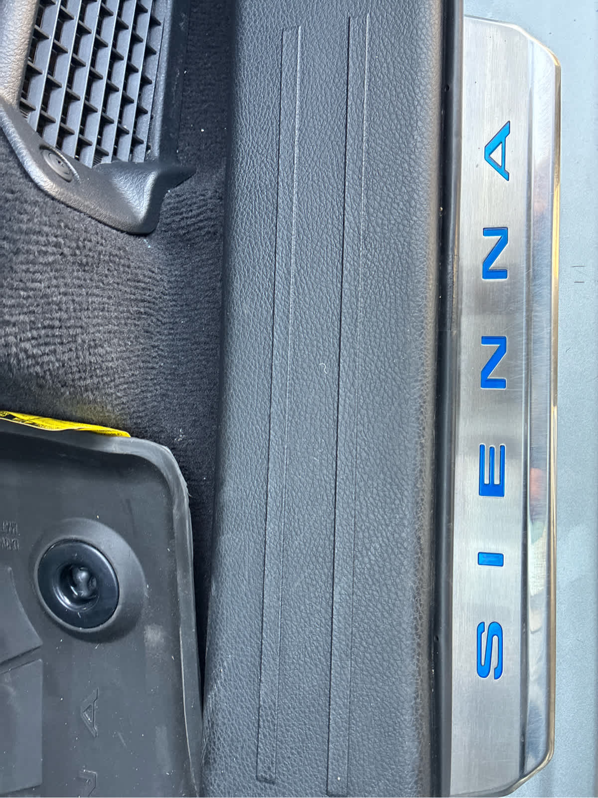 2024 Toyota Sienna Platinum