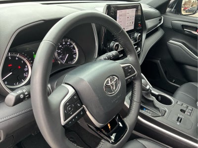2024 Toyota Highlander XSE