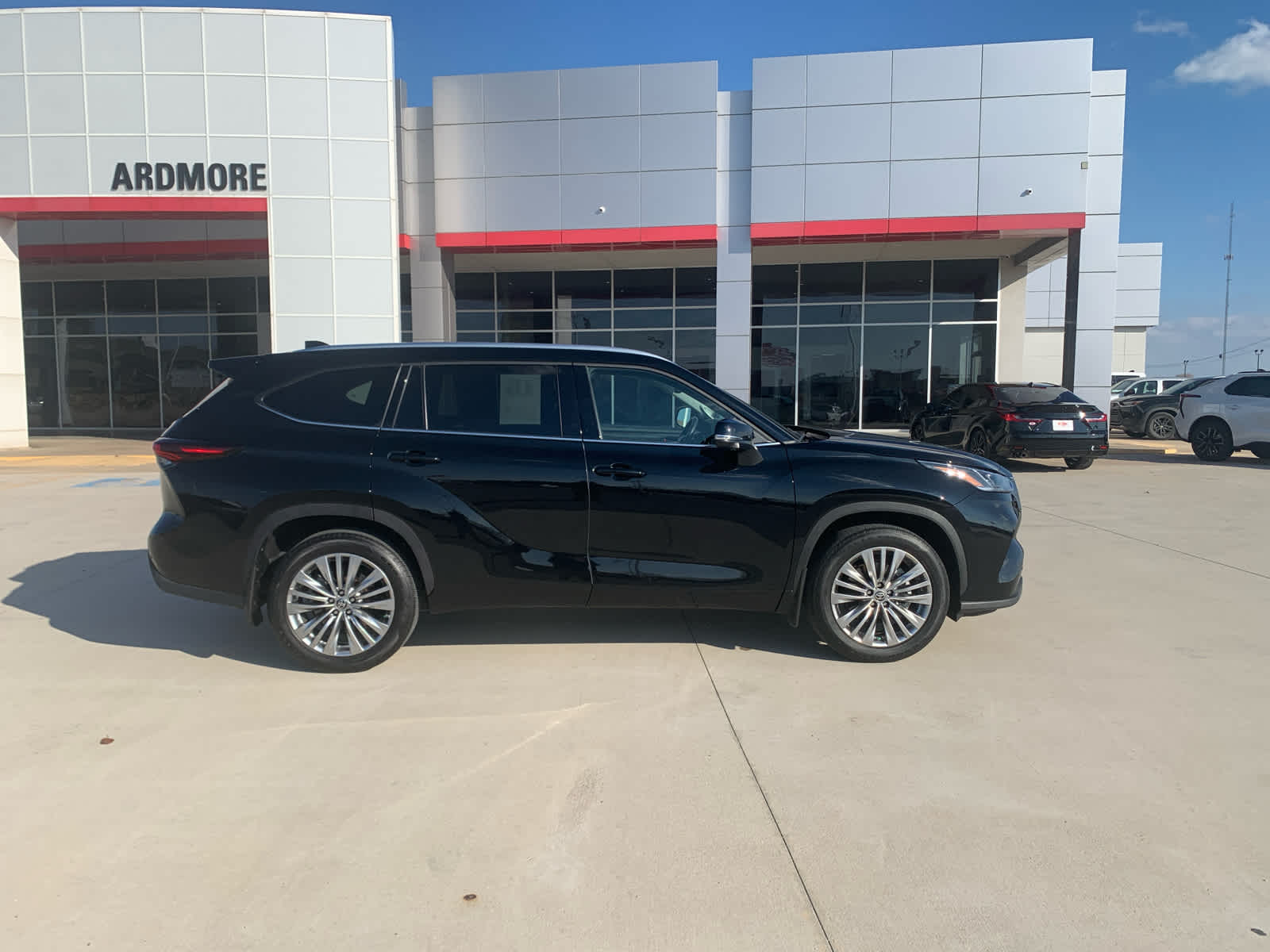 2024 Toyota Highlander Platinum