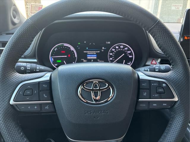 2023 Toyota Sienna Limited