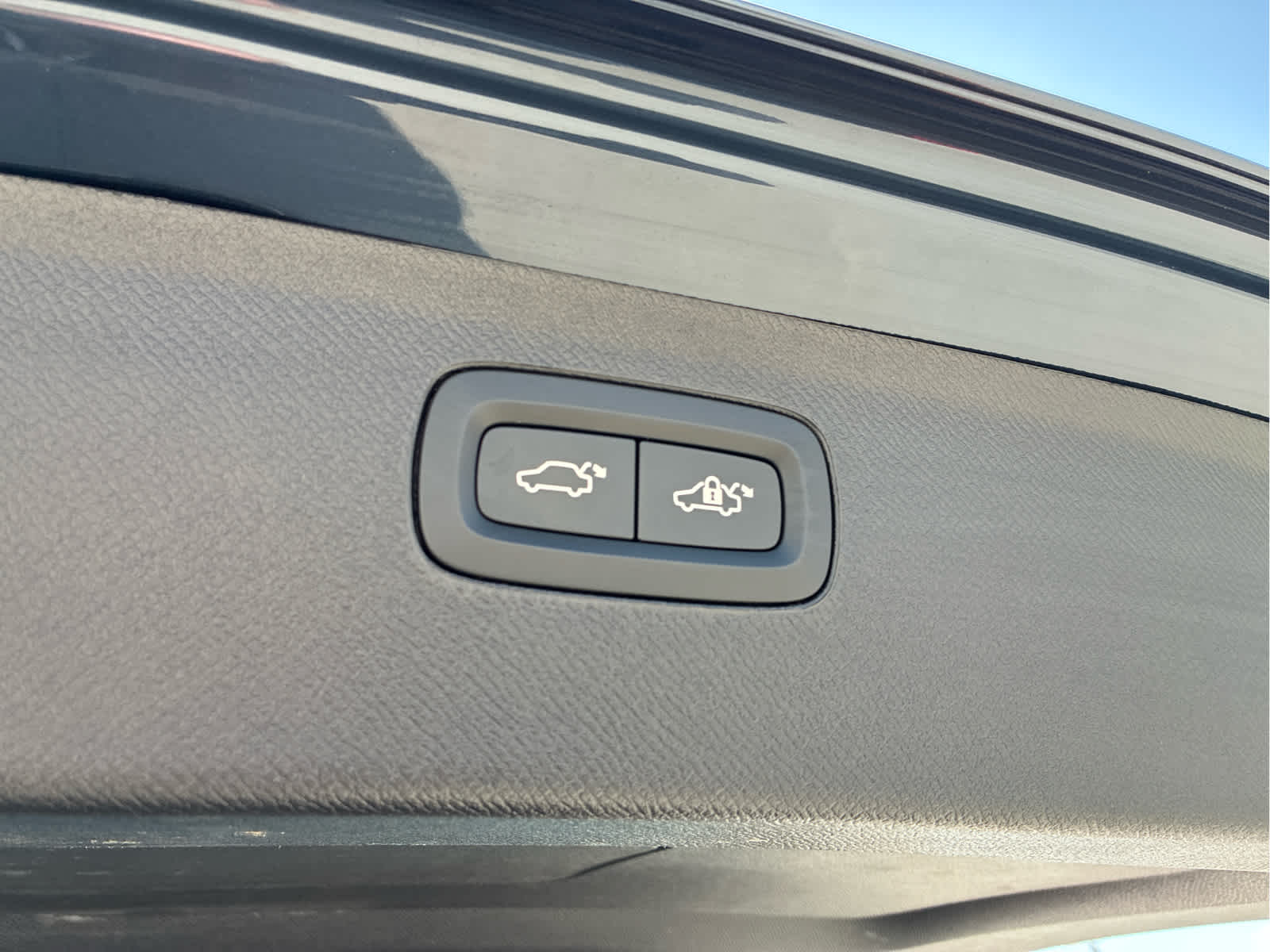 2025 Volvo XC90 Ultra - Photo 27