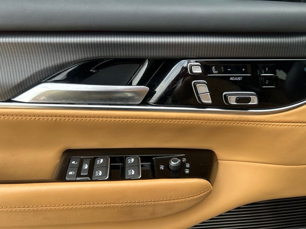 2023 Jeep Grand Wagoneer Series III