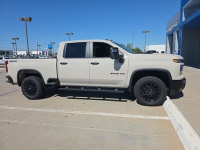 2026 Chevrolet Silverado 2500HD Custom