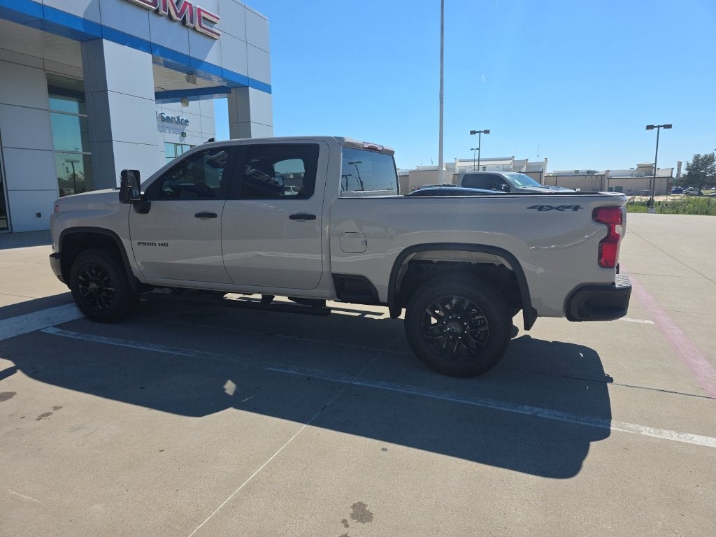2026 Chevrolet Silverado 2500HD Custom