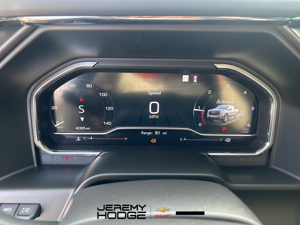 2025 GMC Sierra 1500 AT4