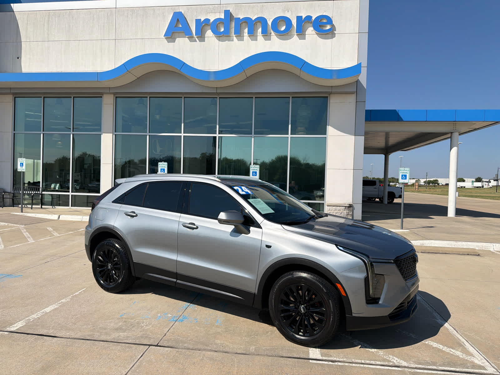 2024 Cadillac XT4 FWD Luxury
