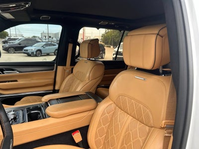 2023 Jeep Grand Wagoneer Series III Obsidian