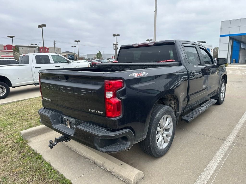 2022 Chevrolet Silverado 1500 Custom