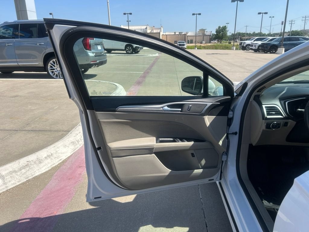 2019 Ford Fusion Hybrid SE