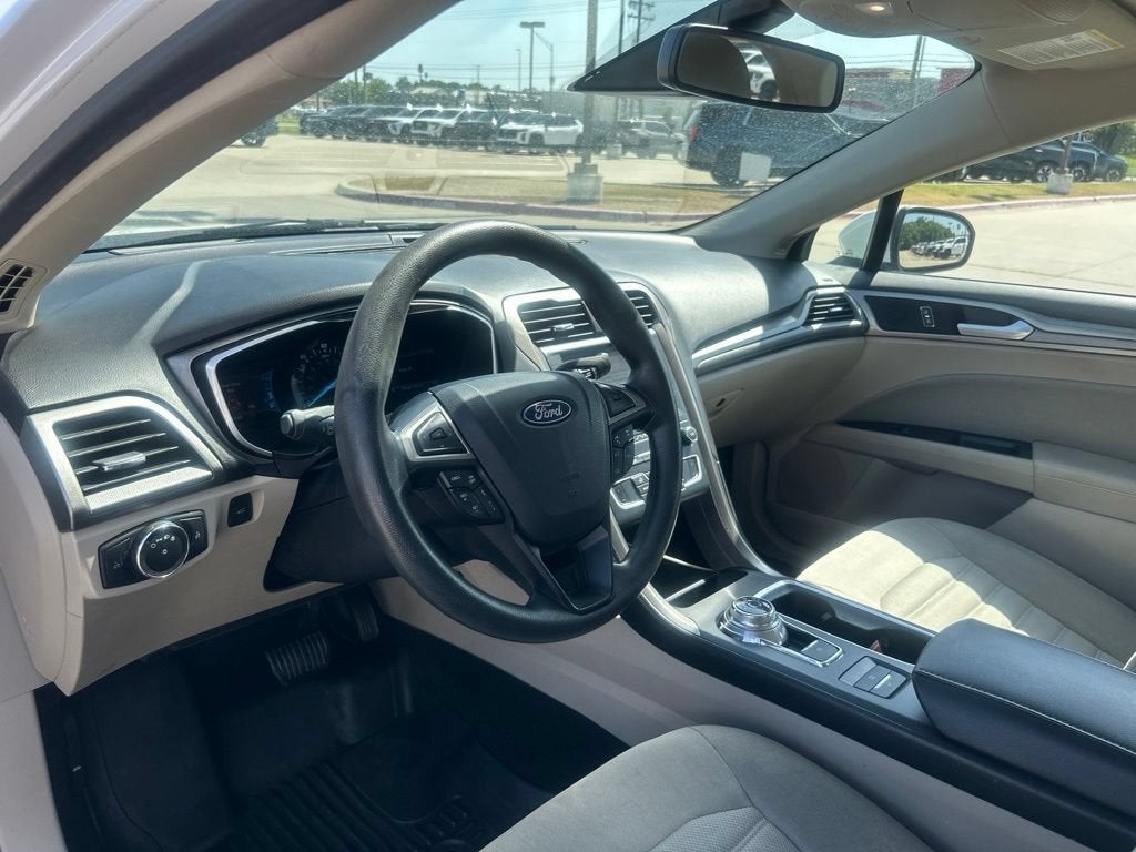 2019 Ford Fusion Hybrid SE