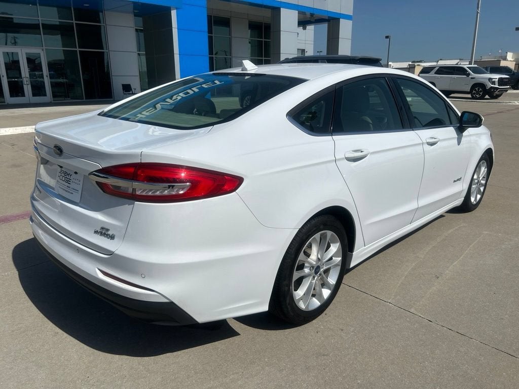 2019 Ford Fusion Hybrid SE