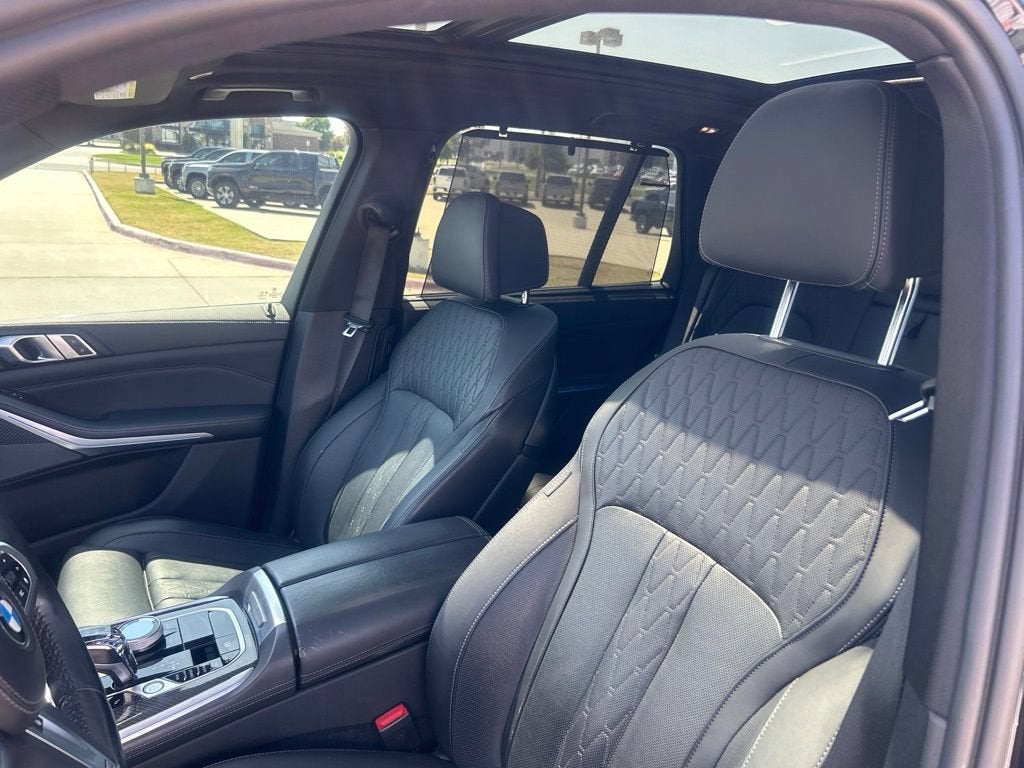 2023 BMW X5 M50i